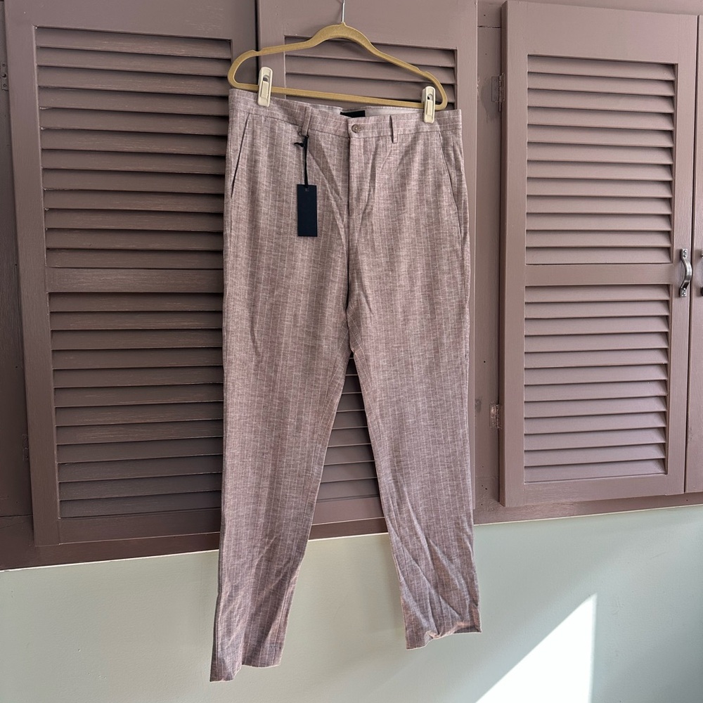 SAKS FIFTH AVENUE MEN'S PIN STRIPED TROUSERS SIZE 36